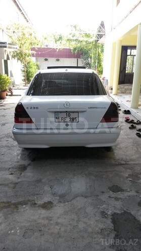 Mercedes C 230 2000, 297,000 km - 2.3 l - Bakı