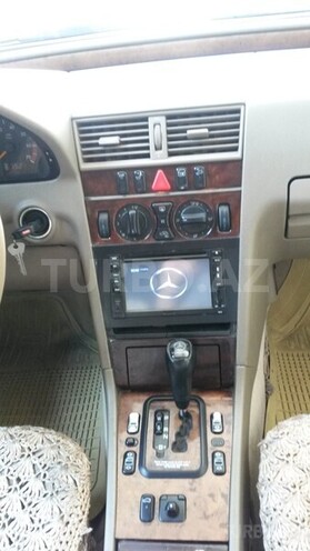 Mercedes C 230 2000, 297,000 km - 2.3 l - Bakı