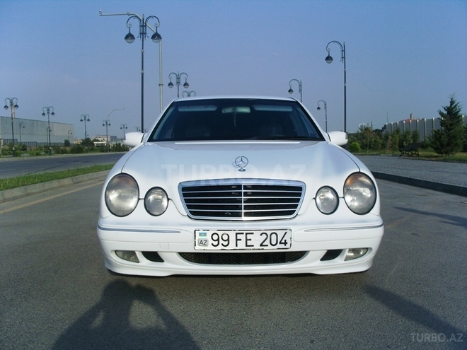 Mercedes E 240 2000, 240,000 km - 2.4 l - Bakı