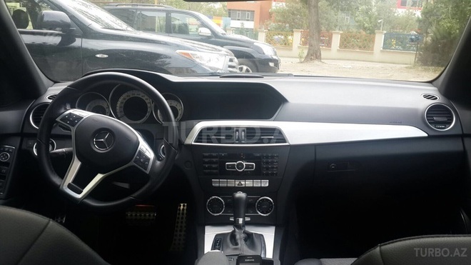 Mercedes C 350 2012, 77,450 km - 3.5 l - Bakı