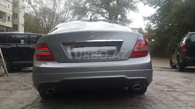 Mercedes C 350 2012, 77,450 km - 3.5 l - Bakı