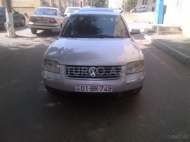 Volkswagen Passat 2001, 179,000 km - 2.0 l - Bakı