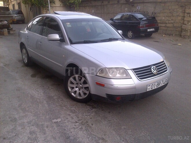Volkswagen Passat 2001, 179,000 km - 2.0 l - Bakı