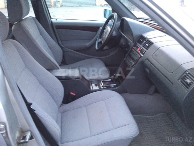 Mercedes C 240 1998, 328,000 km - 2.4 l - Bakı