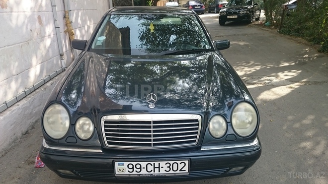 Mercedes E 280 1999, 252,000 km - 2.8 l - Bakı