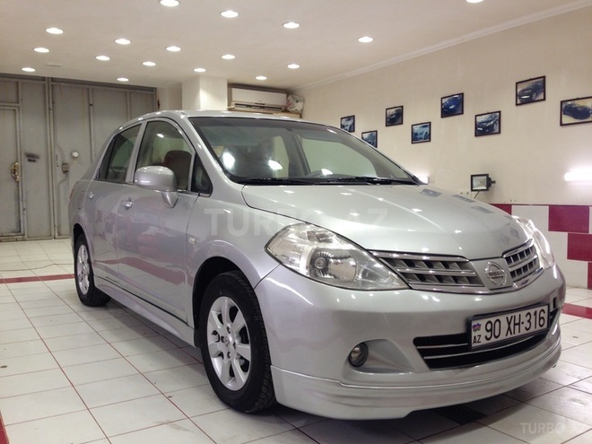 Nissan Tiida 2008, 90,000 km - 1.6 л - Bakı