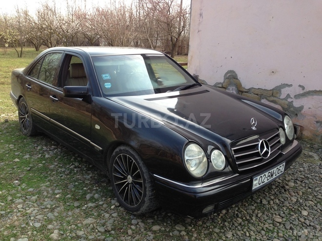 Mercedes E 230 1997, 230,000 km - 0.2 l - Bakı