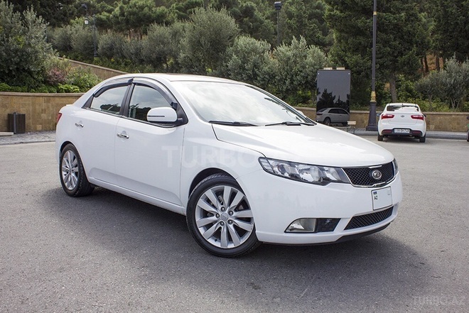 Kia Cerato 2010, 95,000 km - 2.0 л - Bakı