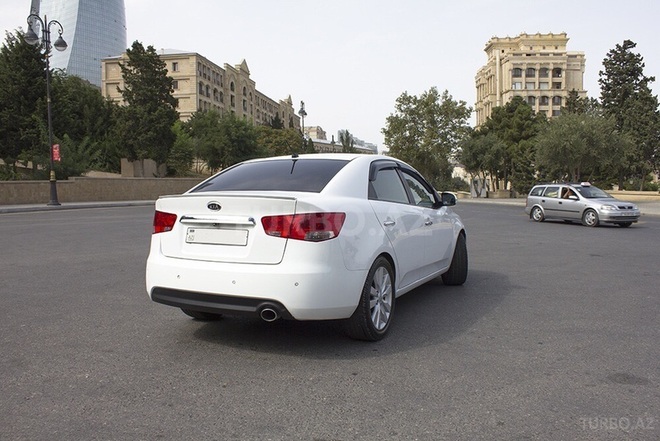 Kia Cerato 2010, 95,000 km - 2.0 л - Bakı