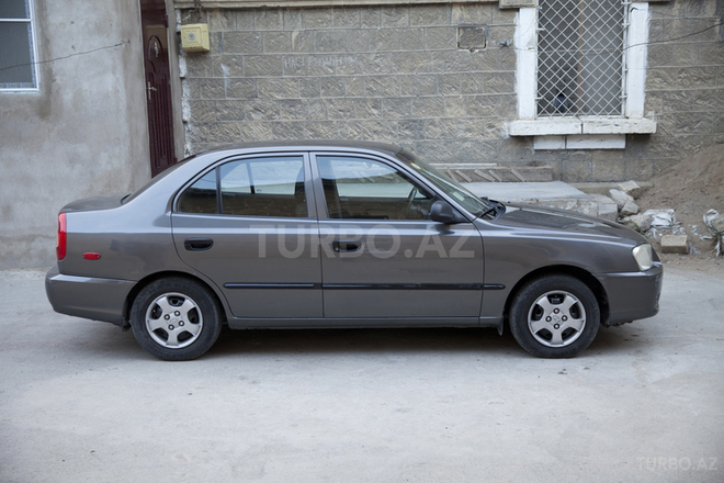 Hyundai Accent 2000, 240,000 km - 1.5 l - Bakı