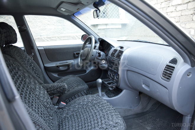 Hyundai Accent 2000, 240,000 km - 1.5 l - Bakı