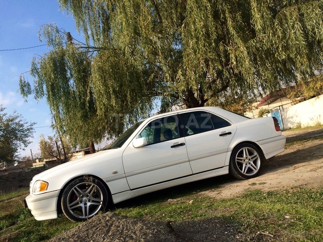 Mercedes C 200 1998, 246,000 km - 2.0 l - Bakı