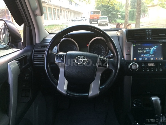 Toyota Prado 2010, 82,000 km - 2.7 l - Bakı