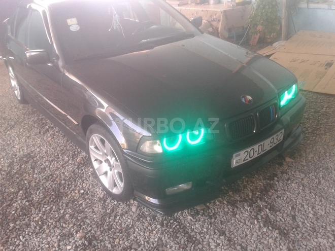 BMW 320 1993, 350,000 km - 2.0 l - Bakı