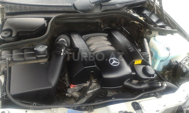 Mercedes C 240 2000, 107,450 km - 2.4 l - Bakı