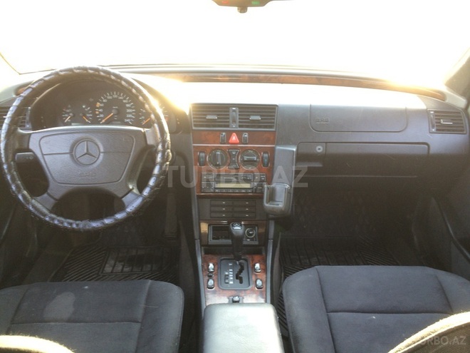 Mercedes C 200 1996, 255,000 km - 2.0 l - Bakı