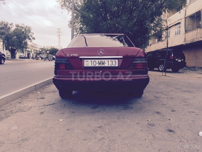 Mercedes E 250 1996, 185,000 km - 0.3 l - Bakı