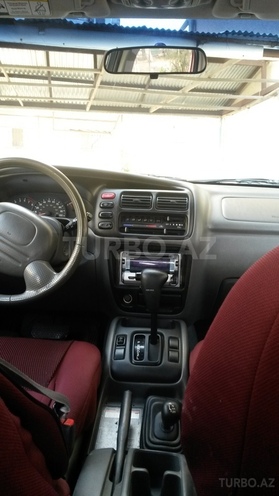 Suzuki Grand Vitara 2000, 150,000 km - 2.5 l - Bakı