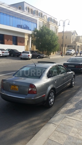 Volkswagen Passat 2004, 245,000 km - 1.8 l - Bakı