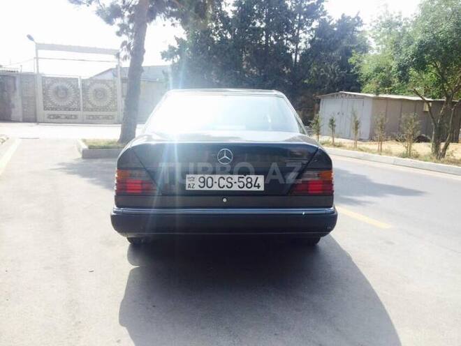 Mercedes E 250 1992, 417,000 km - 2.5 l - Bakı