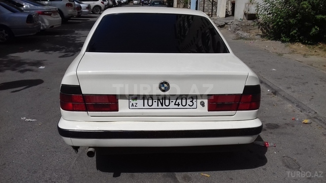 BMW 520 1989, 100,000 km - 2.0 l - Bakı