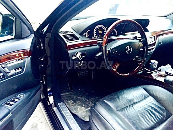 Mercedes S 500 2010, 97,600 km - 5.5 l - Bakı
