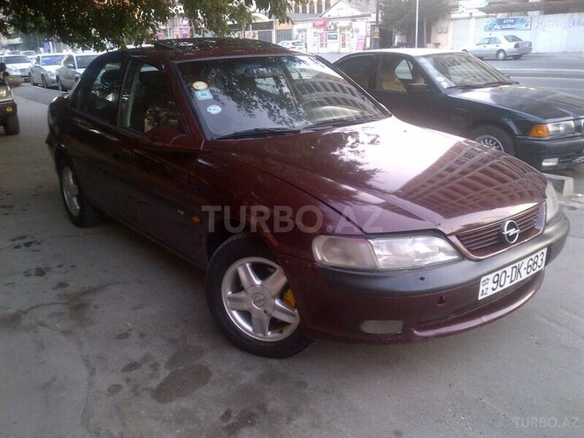 Opel Vectra 1996, 160,000 km - 2.0 l - Bakı