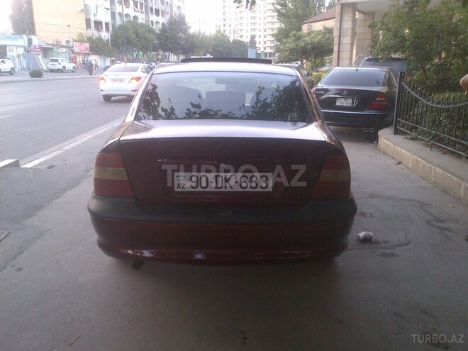 Opel Vectra 1996, 160,000 km - 2.0 l - Bakı