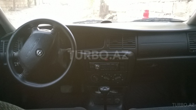 Opel Vectra 1999, 290,000 km - 1.8 l - Bakı