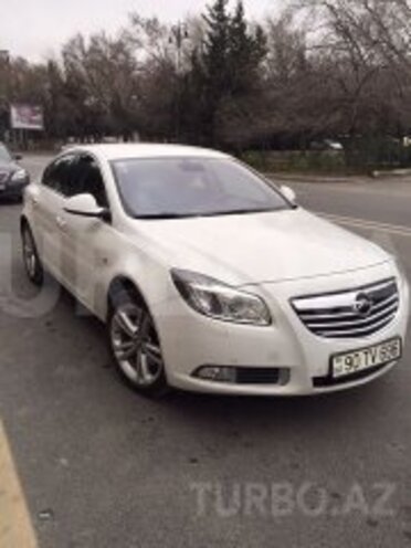 Opel Insignia 2011, 85,000 km - 2.0 л - Bakı