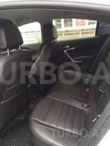 Opel Insignia 2011, 85,000 km - 2.0 л - Bakı