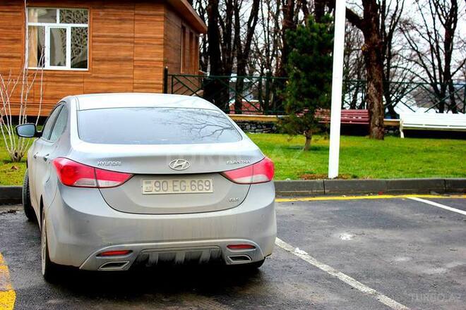 Hyundai Elantra 2011, 80,000 km - 1.8 л - Bakı