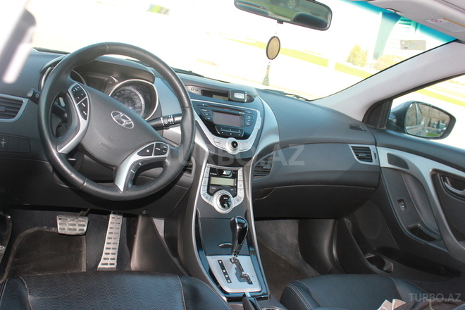 Hyundai Elantra 2011, 80,000 km - 1.8 л - Bakı