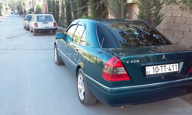 Mercedes C 220 1996, 257,375 km - 2.2 l - Bakı