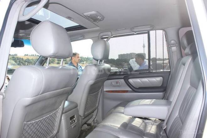 Toyota Land Cruiser 2004, 215,000 km - 4.7 л - Bakı