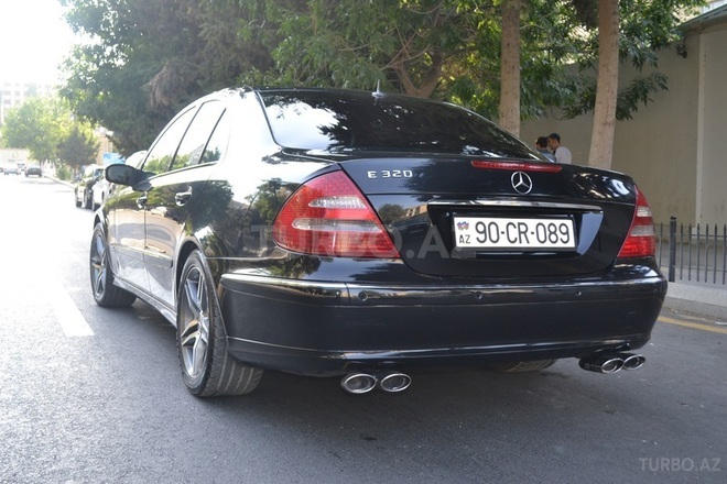 Mercedes E 320 2002, 224,000 km - 3.2 l - Bakı
