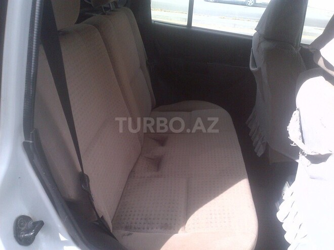 Mitsubishi Pajero io 2001, 176,000 km - 2.0 l - Bakı