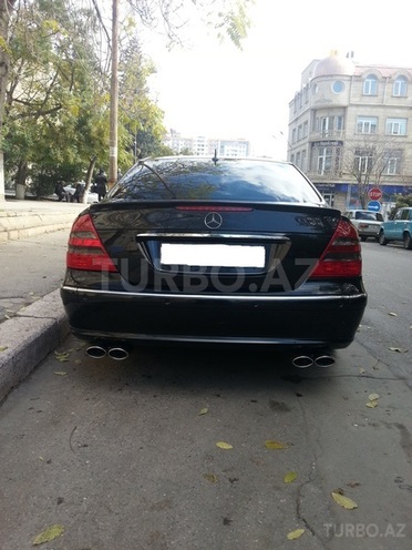 Mercedes E 320 2002, 131,000 km - 3.2 l - Bakı