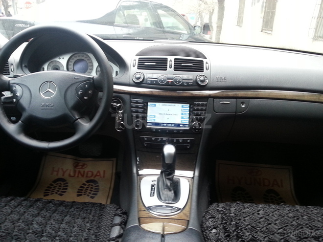 Mercedes E 320 2002, 131,000 km - 3.2 l - Bakı