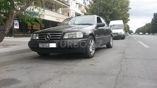 Mercedes C 220 1995, 275,320 km - 2.2 л - Bakı