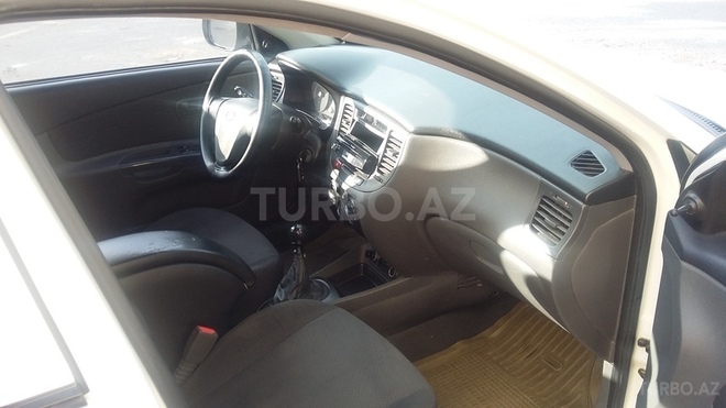 Kia Rio 2009, 250,924 km - 1.4 л - Bakı