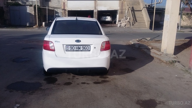 Kia Rio 2009, 250,924 km - 1.4 л - Bakı