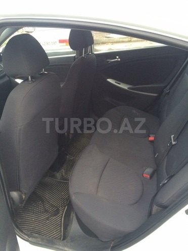 Hyundai Accent 2012, 80,000 km - 1.6 l - Bakı