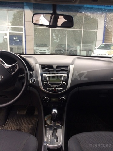 Hyundai Accent 2012, 80,000 km - 1.6 l - Bakı