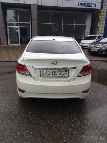 Hyundai Accent 2012, 80,000 km - 1.6 l - Bakı