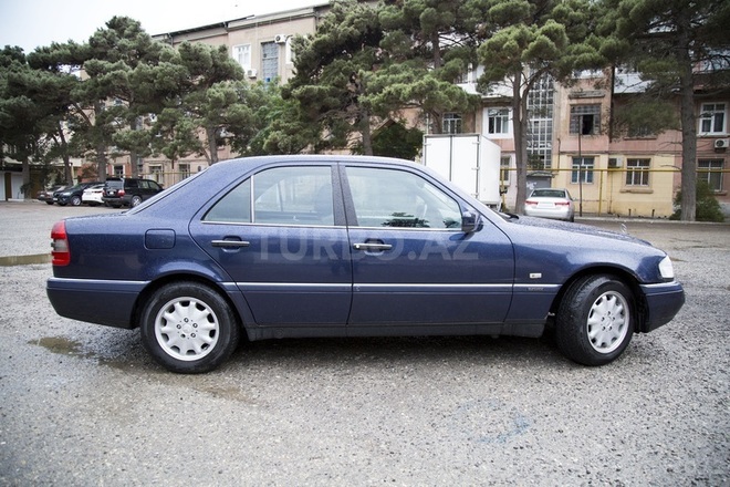 Mercedes C 180 1996, 282,000 km - 1.8 l - Bakı