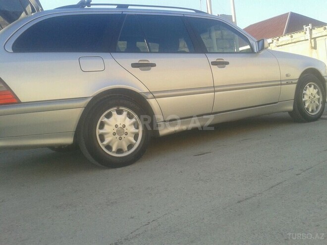 Mercedes C 220 1999, 30,000 km - 2.2 l - Bakı