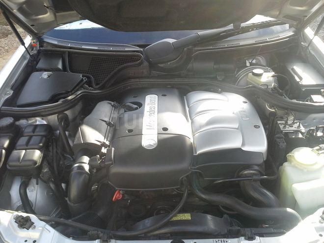 Mercedes E 220 2000, 245,000 km - 2.2 л - Bakı