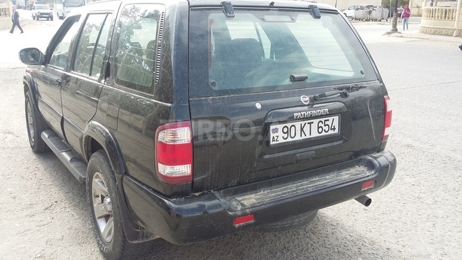 Nissan Pathfinder 2004, 15,000 km - 3.5 l - Bakı