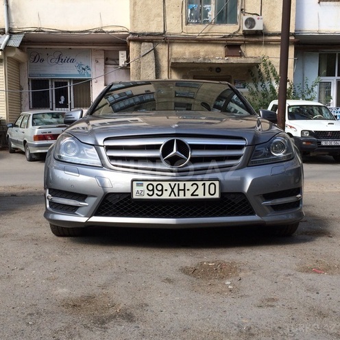 Mercedes C 300 2012, 70,000 km - 3.5 l - Bakı